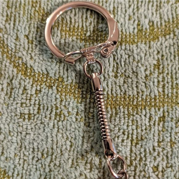 Red Dyed Howlite ☮️ Peace✌️Sign Keychain - Picture 7 of 10